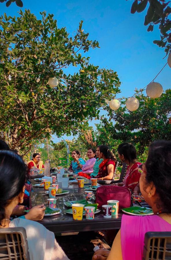 Chalobahills Farmstay Resort Ajra Bagian luar foto