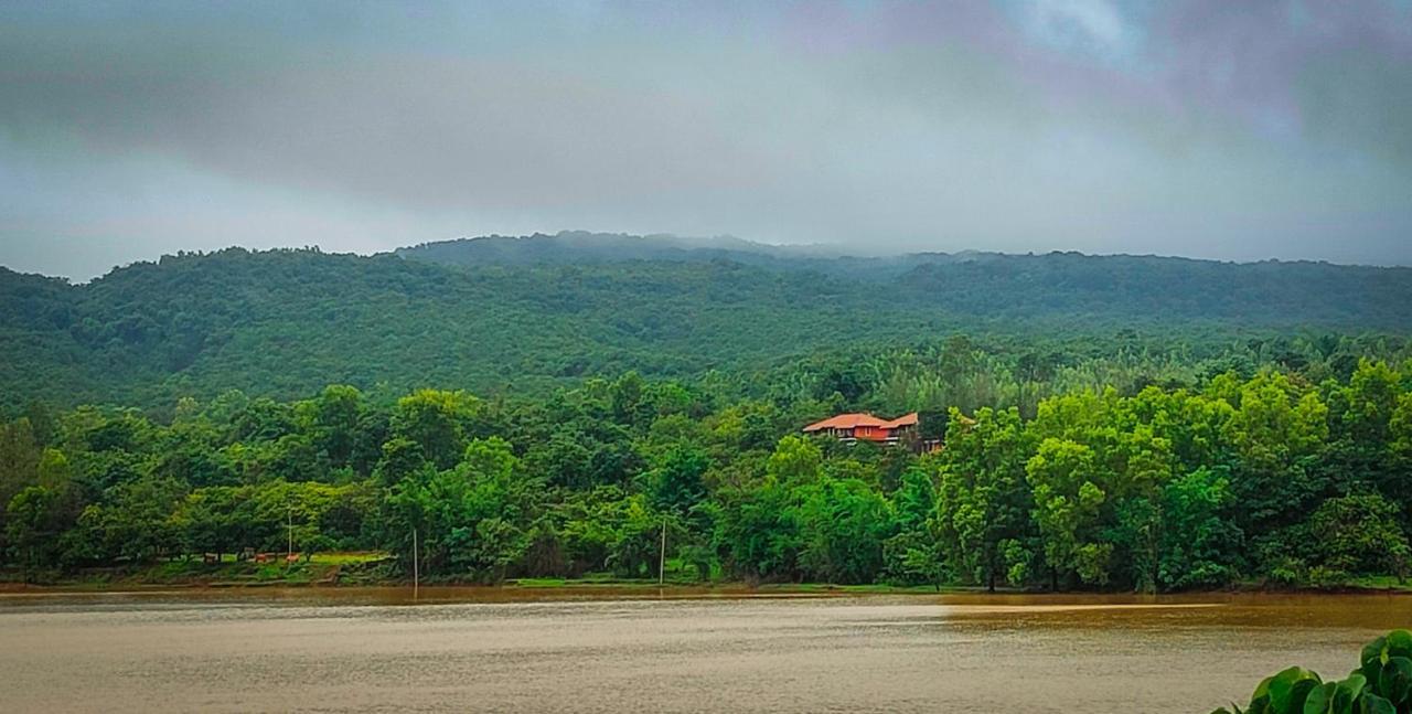 Chalobahills Farmstay Resort Ajra Bagian luar foto
