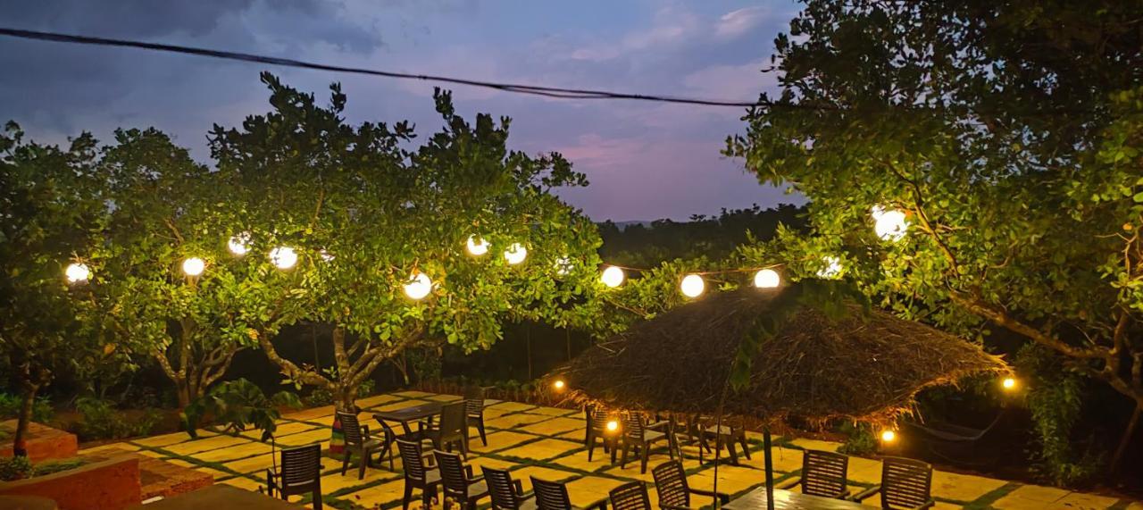 Chalobahills Farmstay Resort Ajra Bagian luar foto