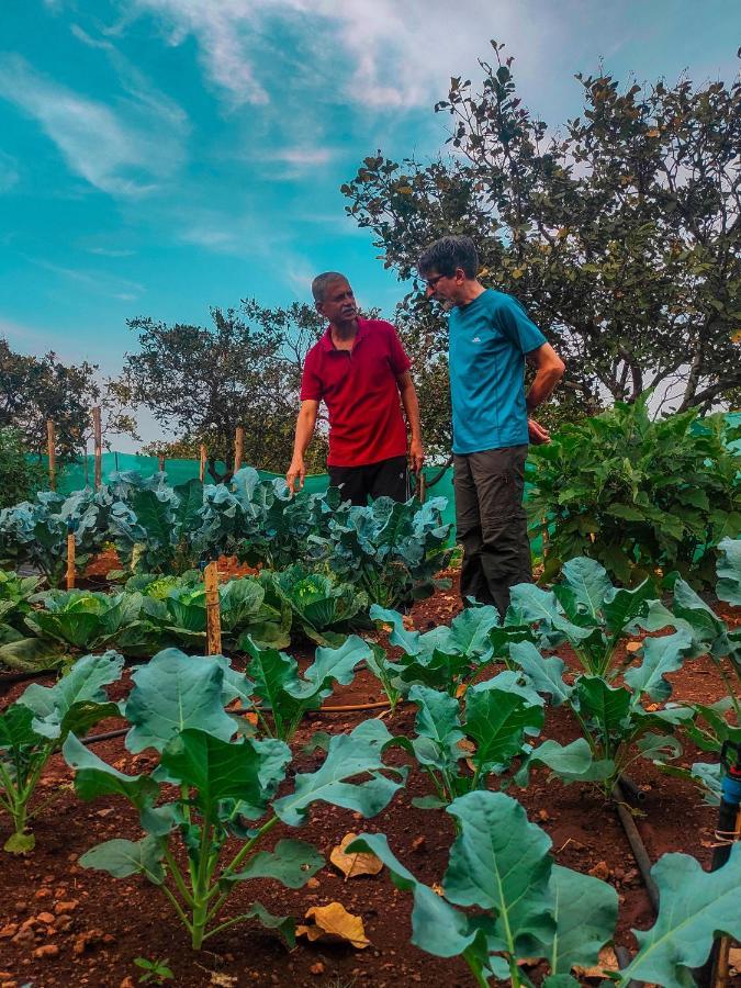 Chalobahills Farmstay Resort Ajra Bagian luar foto